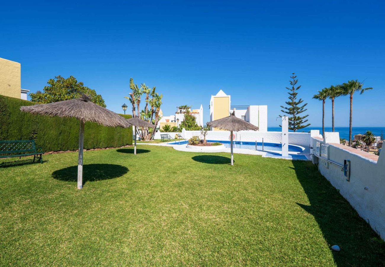 Doppelhaushälfte in Nerja - Casablanca 9: Duplex con terrazze su più livelli, vista mare e tramonto