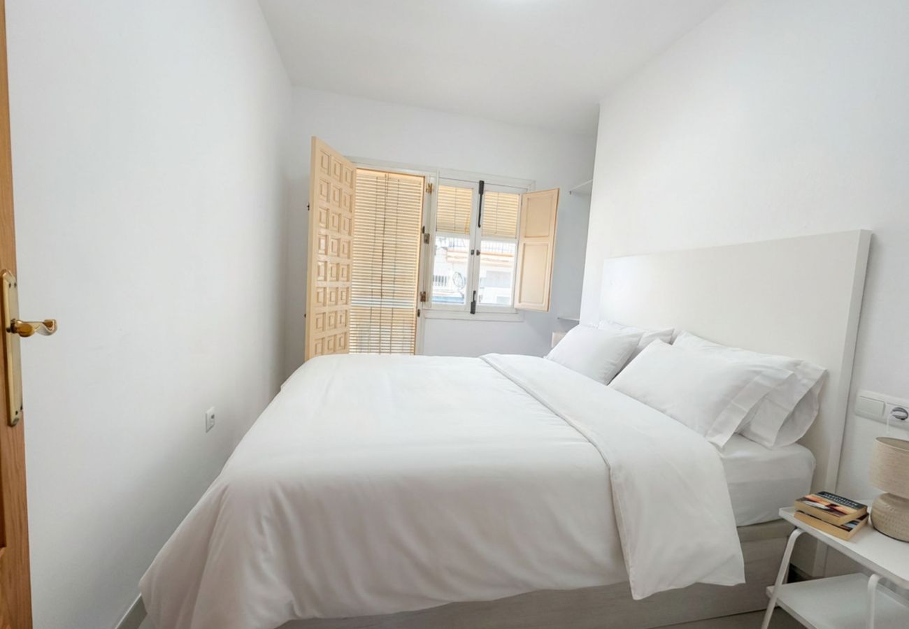 Doppelhaushälfte in Nerja - Casa Chica: Ferienhaus mit privater Dachterrasse in der Calle Cristo, Nerja