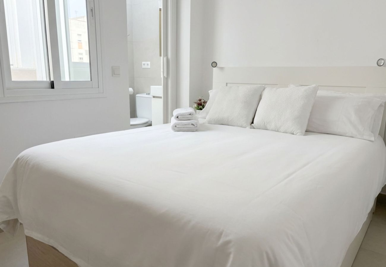 Doppelhaushälfte in Nerja - Casa Chica: Ferienhaus mit privater Dachterrasse in der Calle Cristo, Nerja