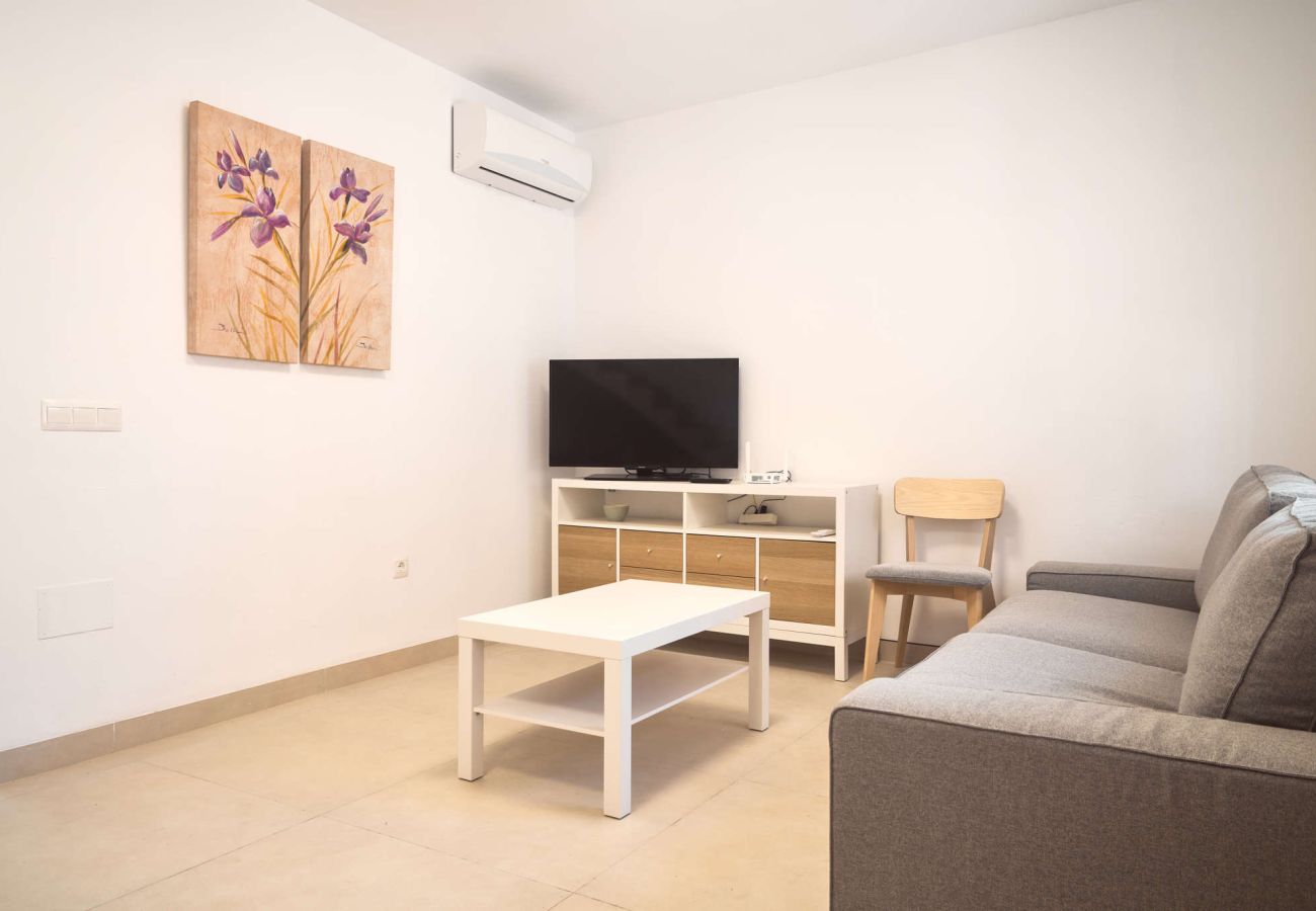 Doppelhaushälfte in Nerja - Casa Chica: Ferienhaus mit privater Dachterrasse in der Calle Cristo, Nerja