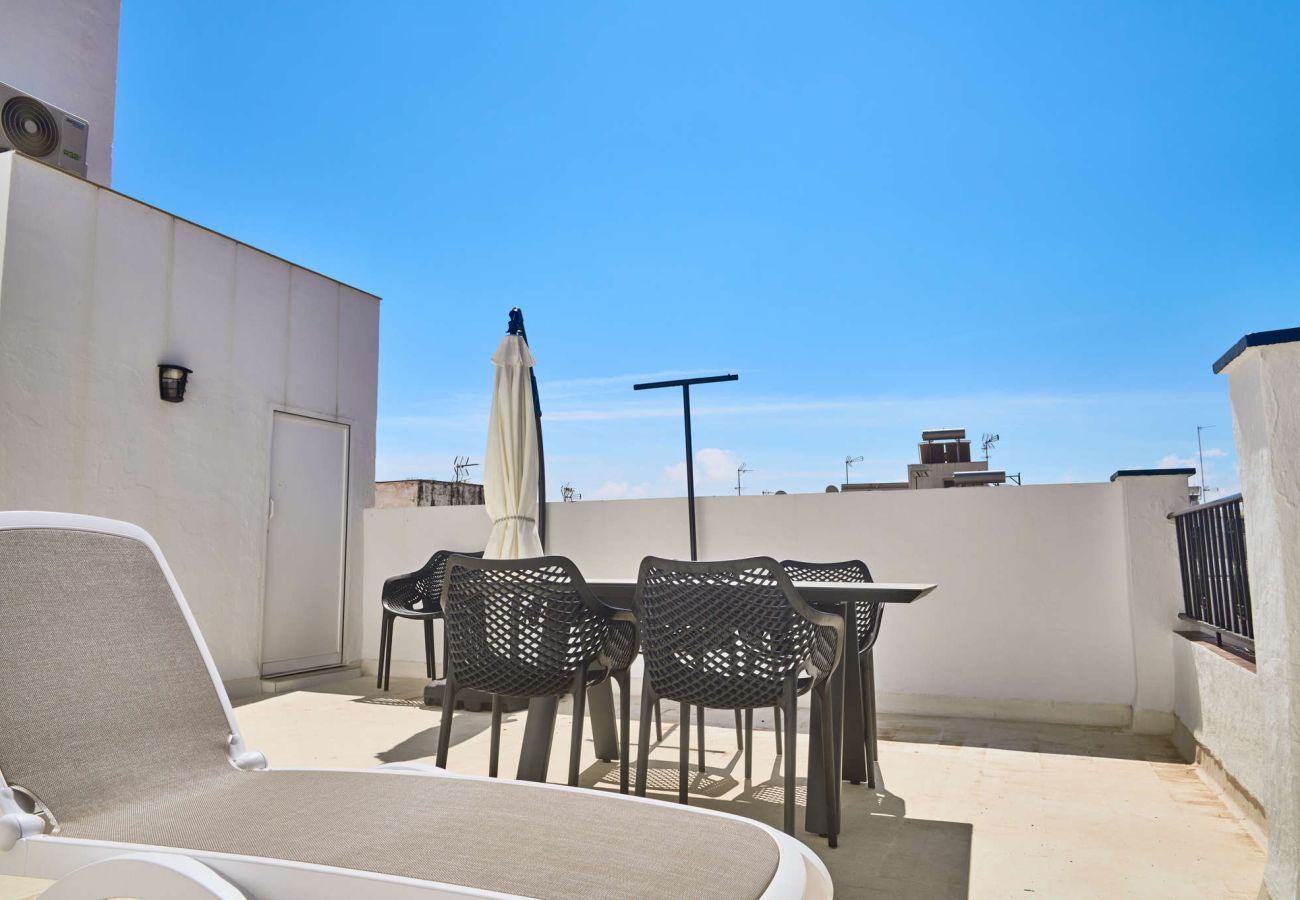 Doppelhaushälfte in Nerja - Casa Chica: Ferienhaus mit privater Dachterrasse in der Calle Cristo, Nerja