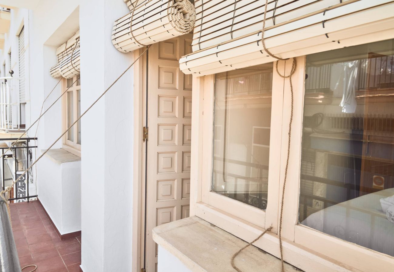 Doppelhaushälfte in Nerja - Casa Chica: Ferienhaus mit privater Dachterrasse in der Calle Cristo, Nerja
