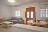Doppelhaushälfte in Nerja - Casa Chica: Ferienhaus mit privater Dachterrasse in der Calle Cristo, Nerja