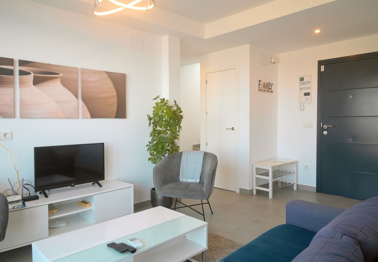 Ferienwohnung in Nerja - Penthouse Balcón del Mar D4: 3 Terrassen & Beheizter Pool