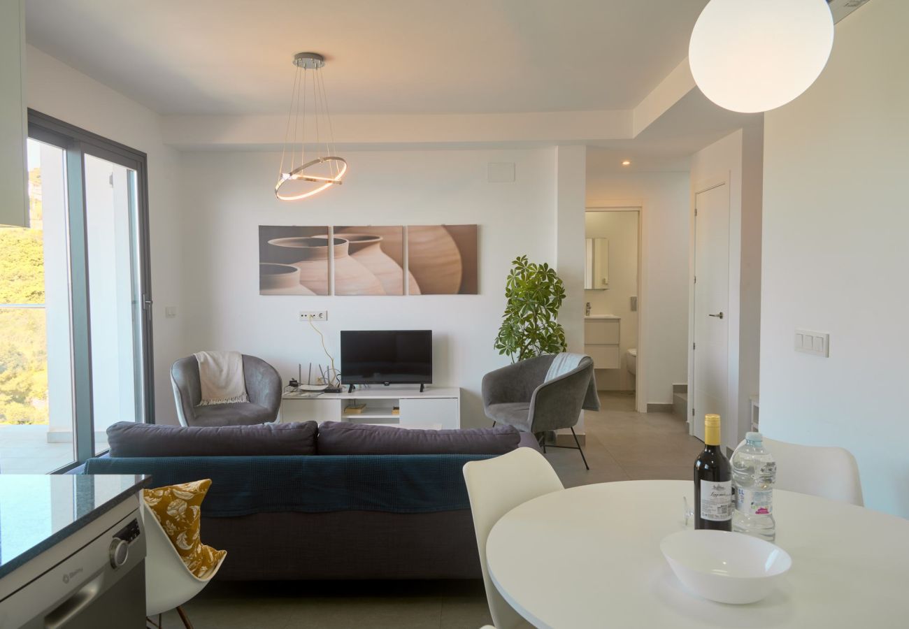 Ferienwohnung in Nerja - Penthouse Balcón del Mar D4: 3 Terrassen & Beheizter Pool