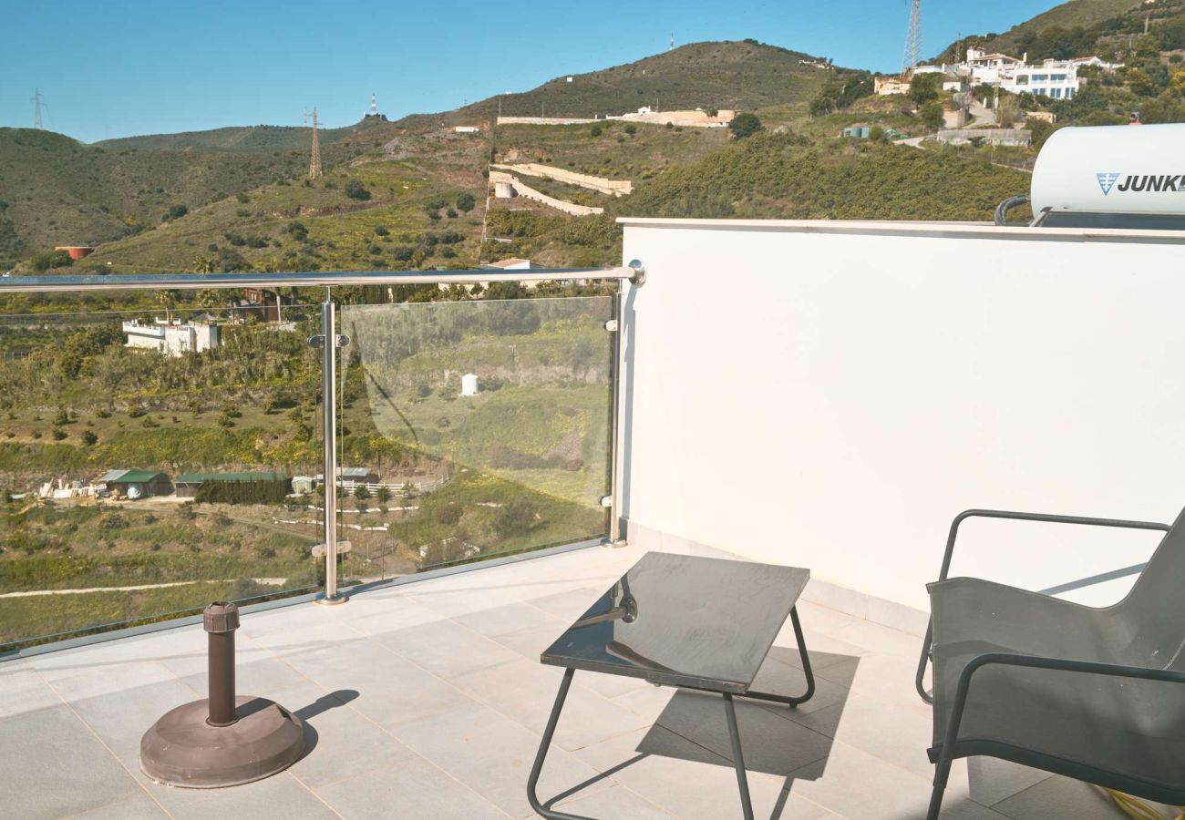 Ferienwohnung in Nerja - Penthouse Balcón del Mar D4: 3 Terrassen & Beheizter Pool