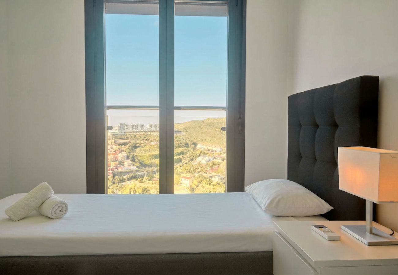 Ferienwohnung in Nerja - Penthouse Balcon del Mar D4: 3 Terrassen & Beheizter Pool in Nerja