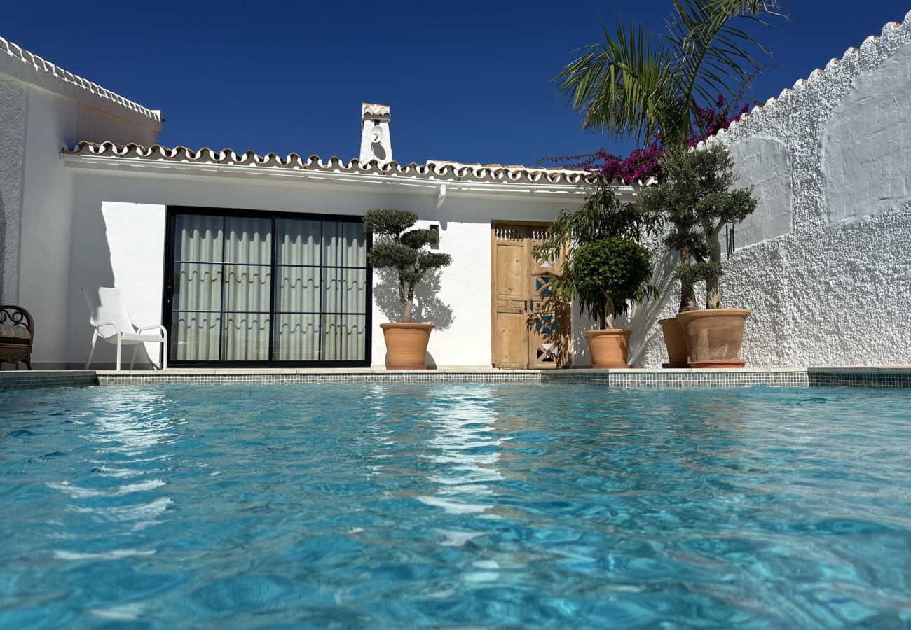 Villa in Nerja - Villa Jackson (La Casita): Villa mit privatem Pool in Fuente del Badén, Nerja