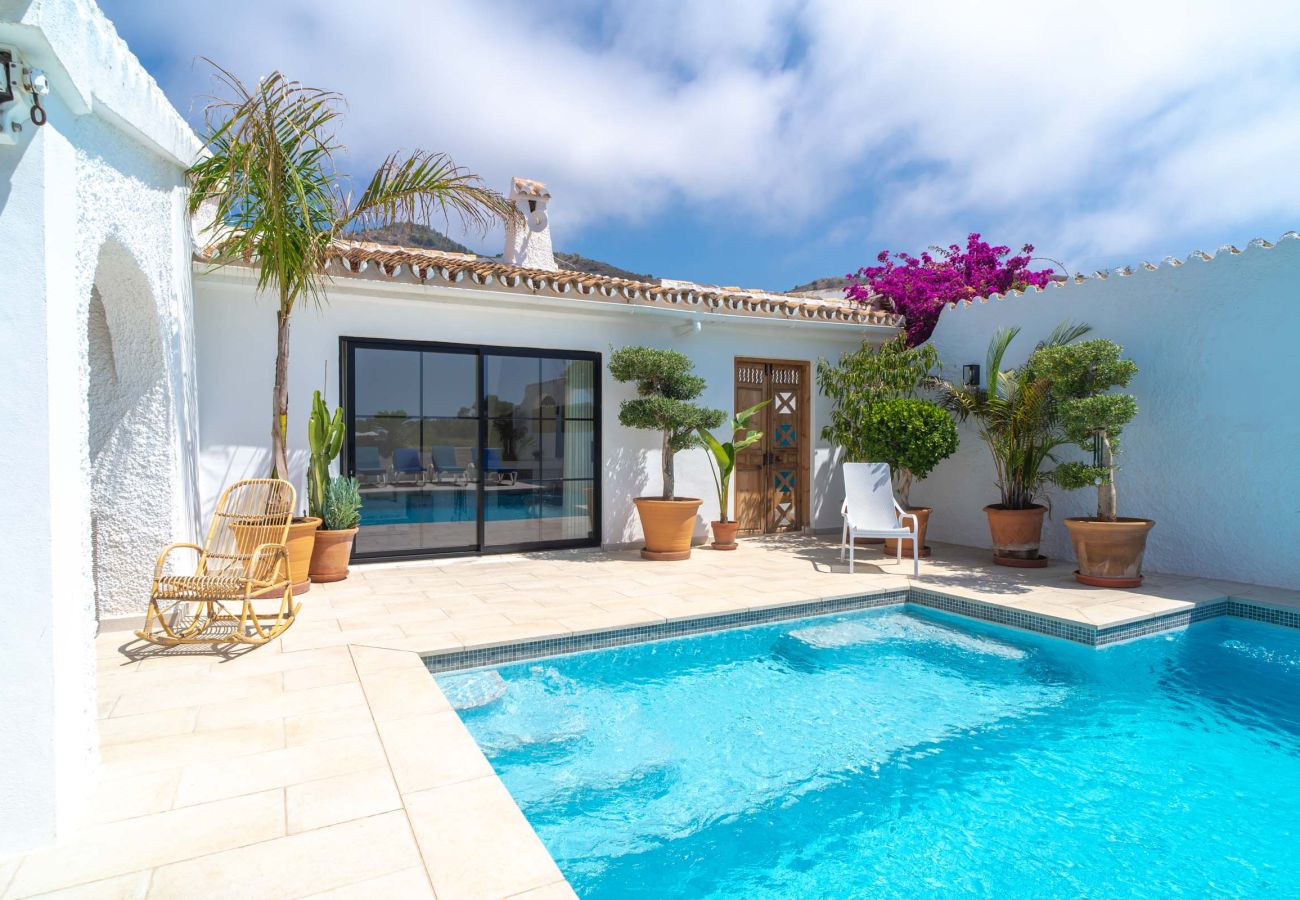 Villa in Nerja - Villa La Casita: Villa mit privatem Pool in Fuente del Badén, Nerja