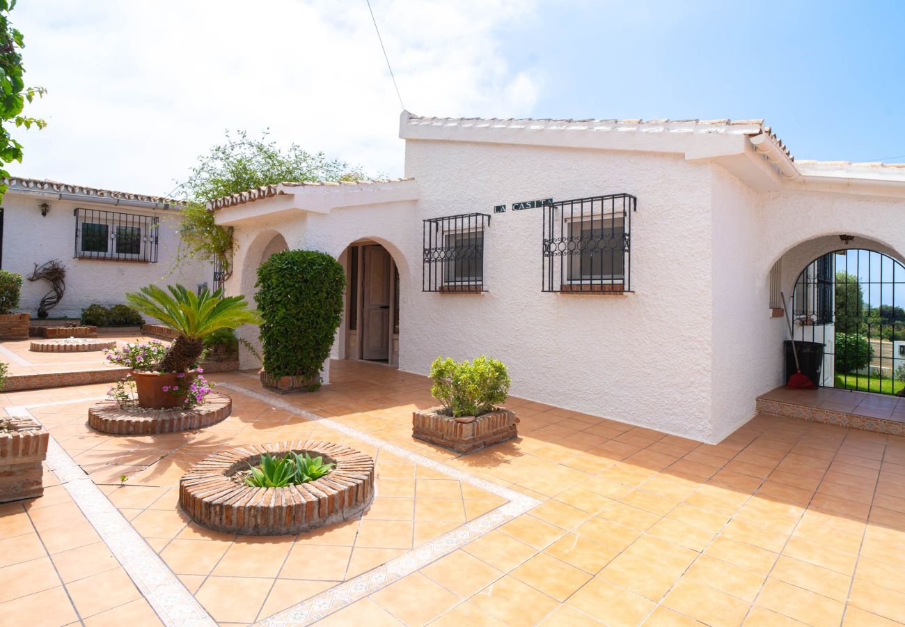 Villa in Nerja - Villa La Casita: Villa mit privatem Pool in Fuente del Badén, Nerja