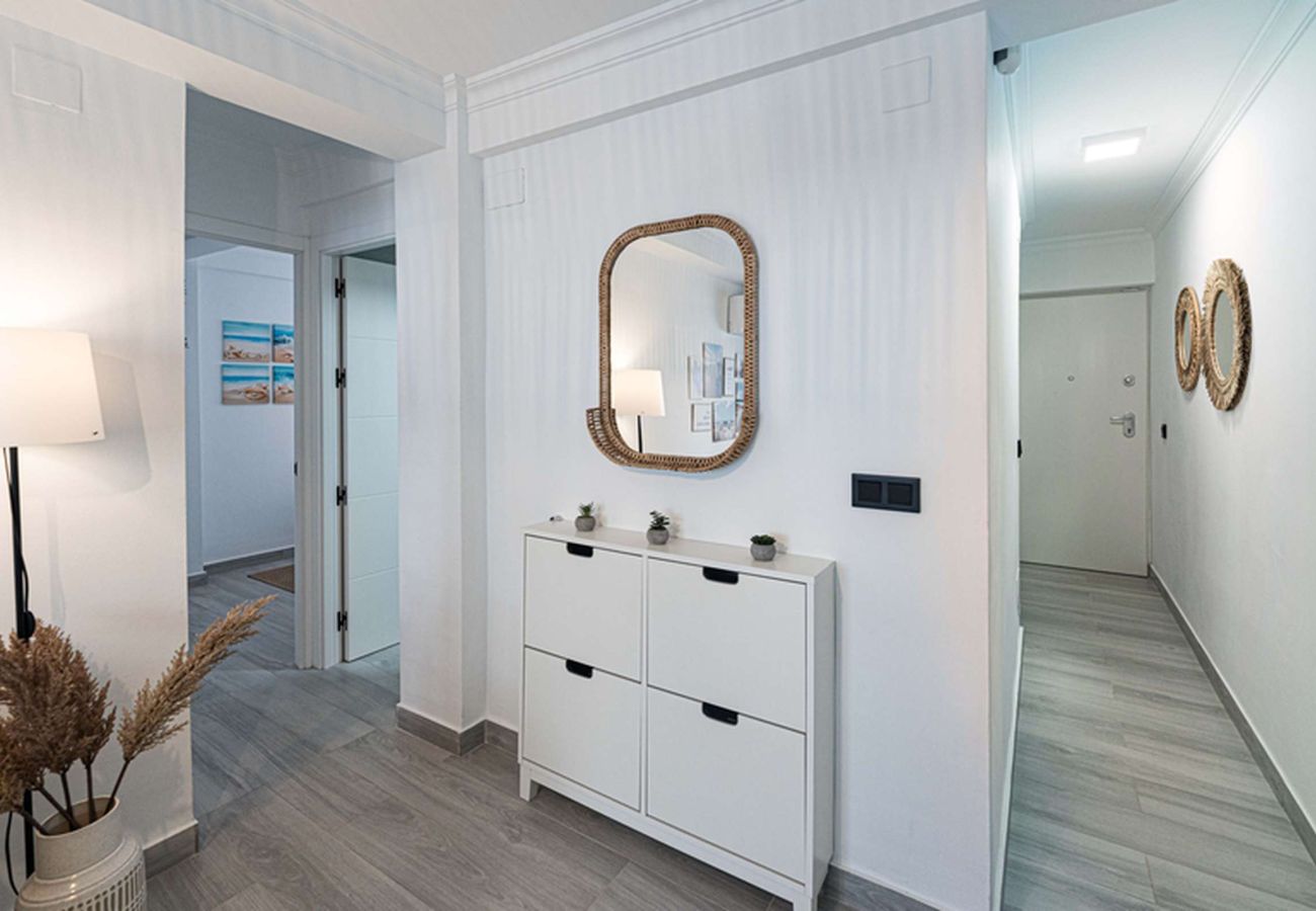 Ferienwohnung in Nerja - Centro Life 3A: Ferienwohnung im Zentrum von Nerja, 300m vom Balcon de Europa