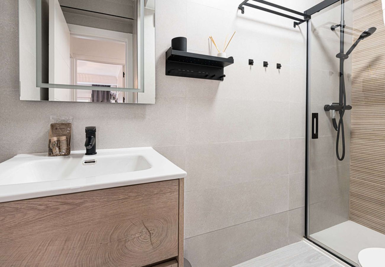 Ferienwohnung in Nerja - Centro Life 3A: Ferienwohnung im Zentrum von Nerja, 300m vom Balcon de Europa