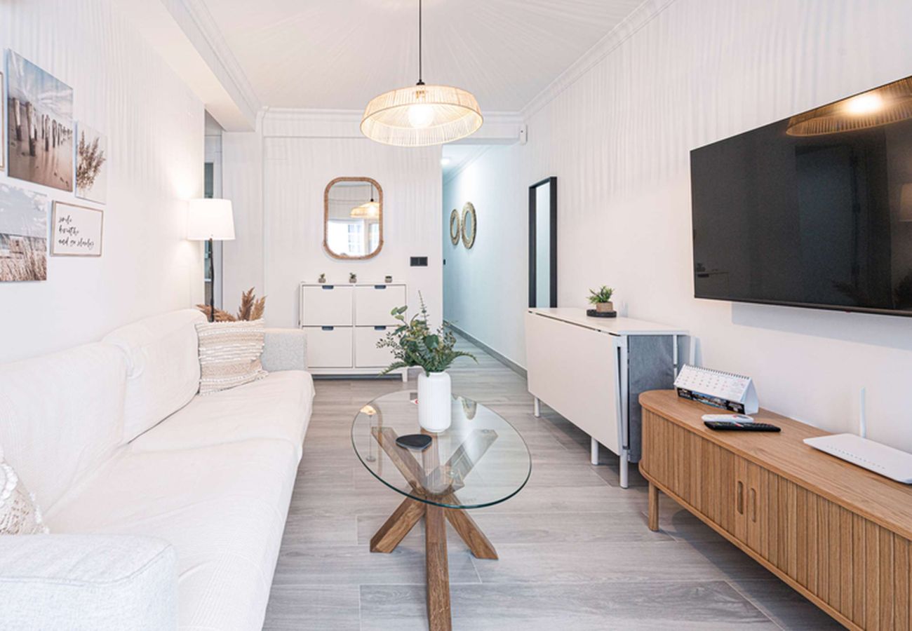 Ferienwohnung in Nerja - Centro Life 3A: Ferienwohnung im Zentrum von Nerja, 300m vom Balcon de Europa