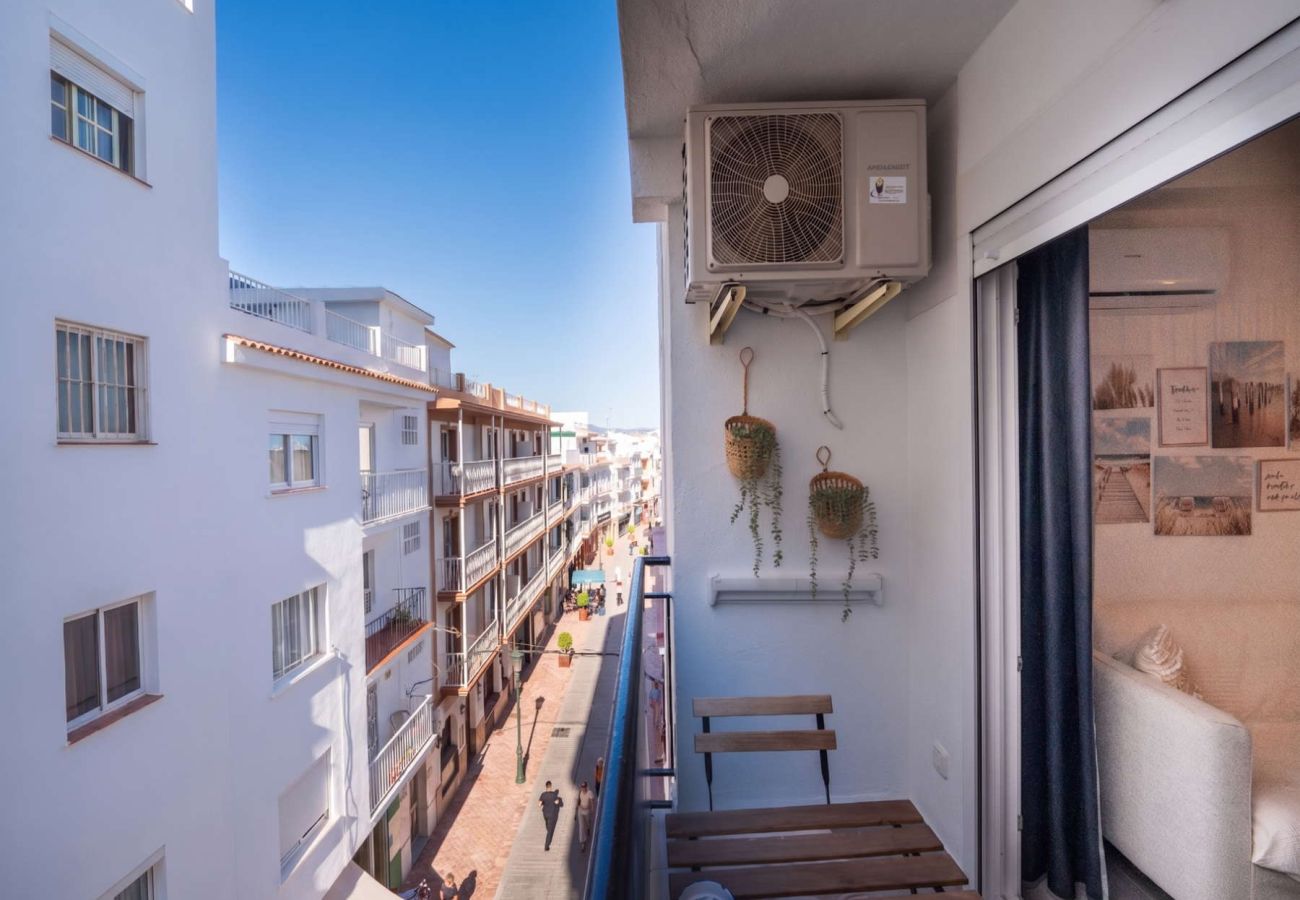 Ferienwohnung in Nerja - Centro Life 3A: Ferienwohnung im Zentrum von Nerja, 300m vom Balcon de Europa