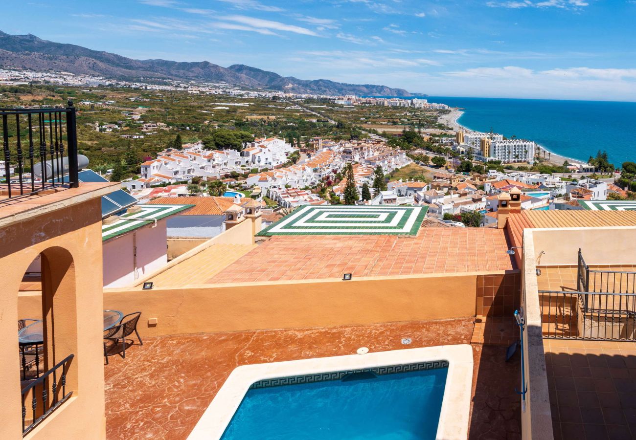 Privatpool und Meerblick von oben, Villa Punta Lara 15 Punta Lara Nerja