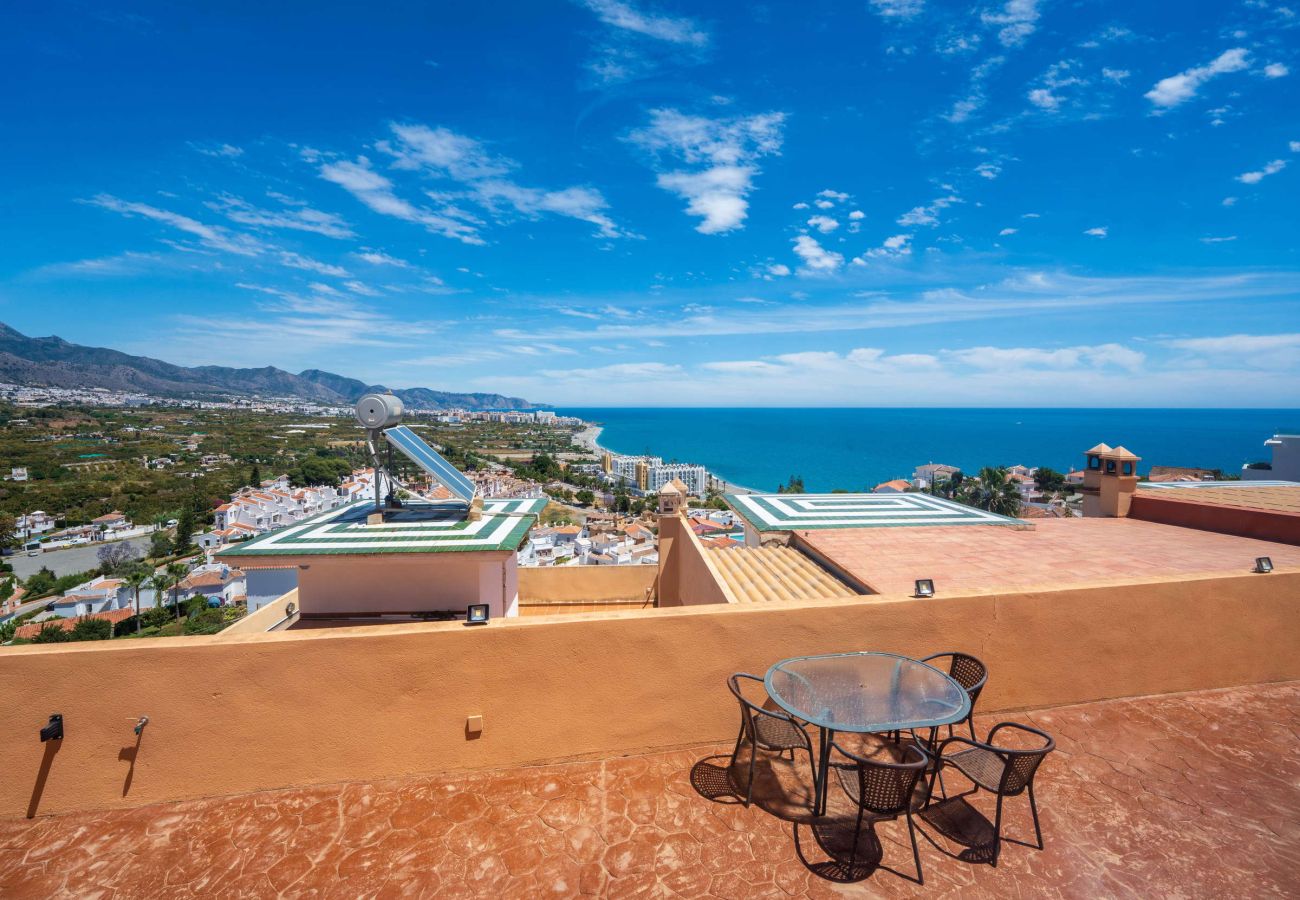 Villa in Nerja - Villa Punta Lara 15: Villa mit Privatpool für 5 Personen mit Meerblick, Nerja