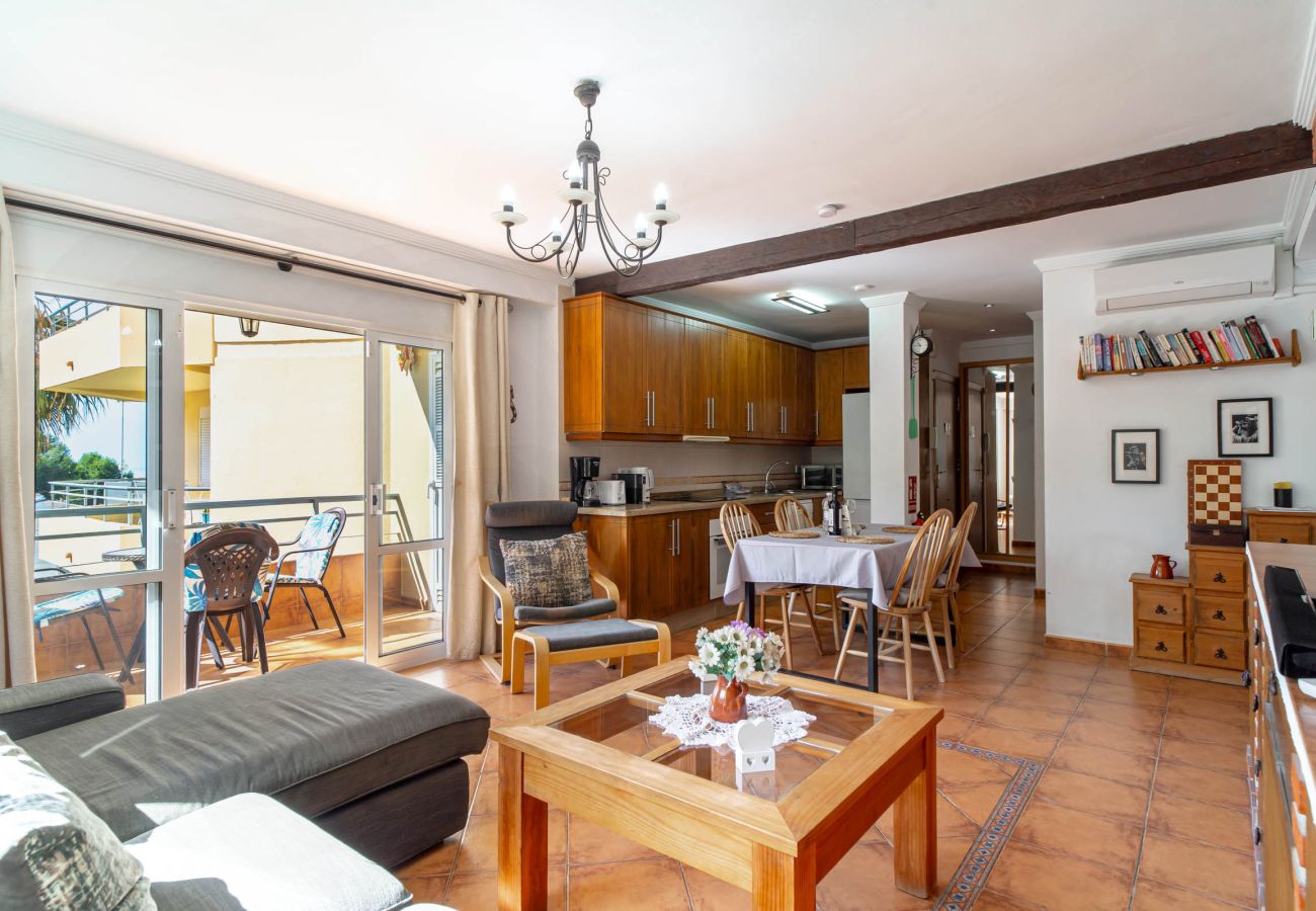Ferienwohnung in Nerja - Tahiti 2 7: Familienwohnung für 4 Personen am Strand von Burriana in Nerja