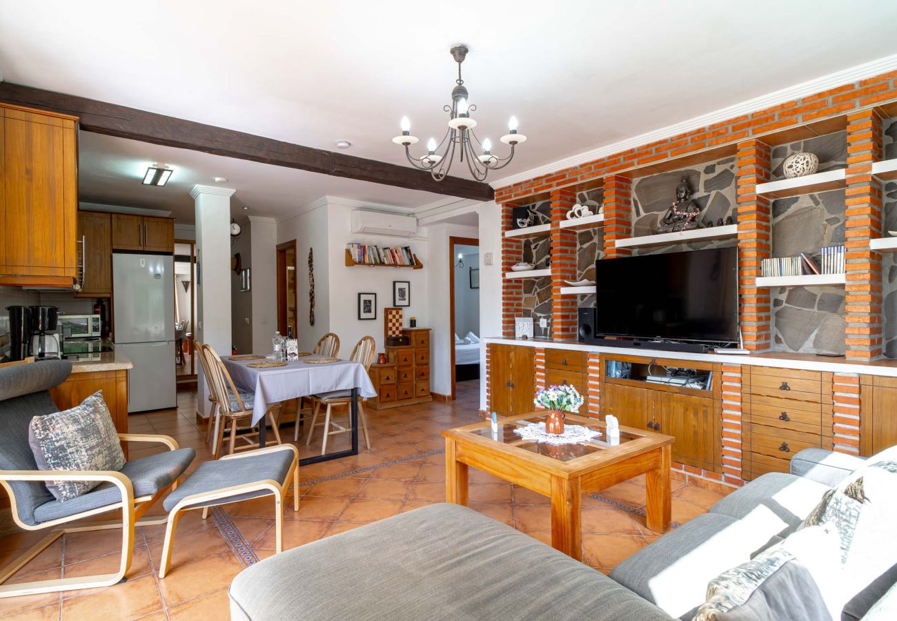 Ferienwohnung in Nerja - Tahiti 2 7: Familienwohnung für 4 Personen am Strand von Burriana in Nerja