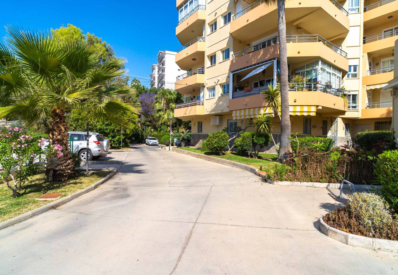 Ferienwohnung in Nerja - Tahiti 2 7: Familienwohnung für 4 Personen am Strand von Burriana in Nerja