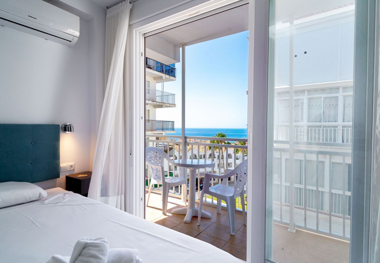Ferienwohnung in Nerja - Chaparil Seaview - Apartment für Paare nahe Strand Torrecilla