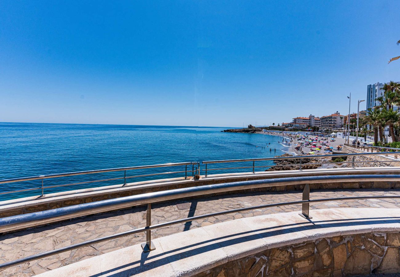 Ferienwohnung in Nerja - Chaparil Seaview - Apartment für Paare nahe Strand Torrecilla