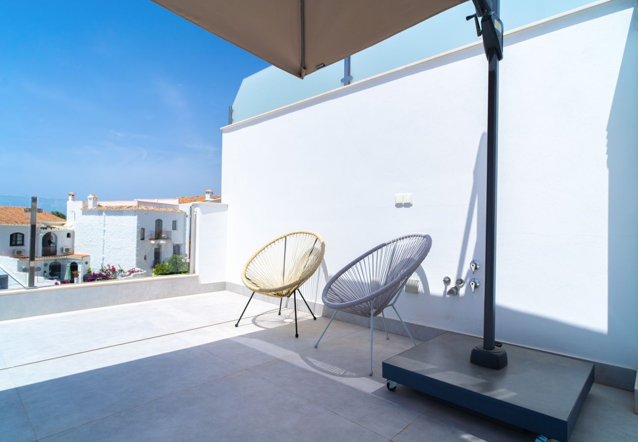 Villa in Nerja - Casa Mezcal – Villa für 4 Personen mit privatem Pool und Whirlpool in Nerja