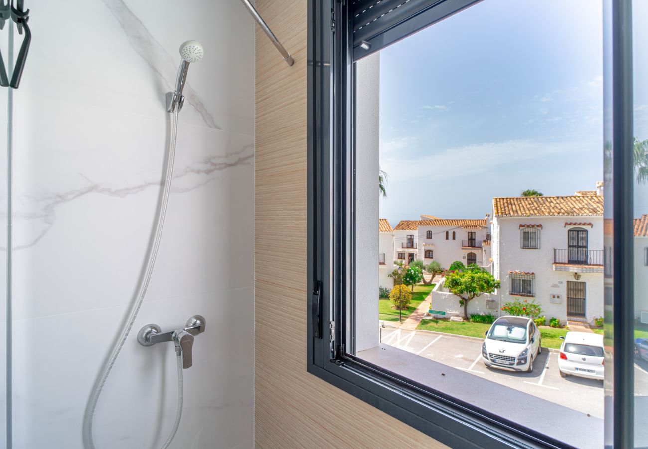 Villa in Nerja - Casa Mezcal – Villa für 4 Personen mit privatem Pool und Whirlpool in Nerja