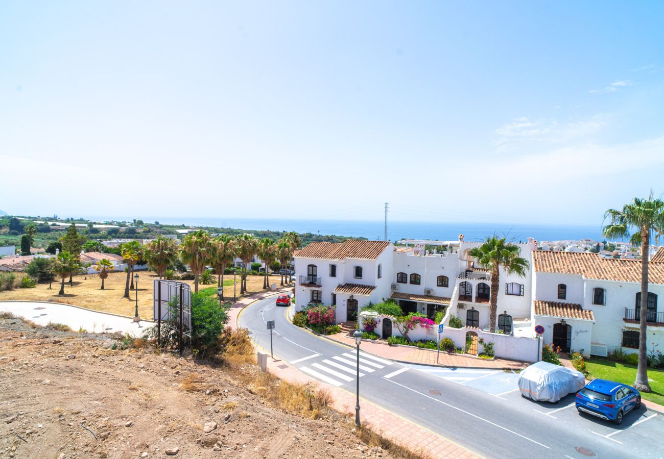 Villa in Nerja - Casa Mezcal – Villa für 4 Personen mit privatem Pool und Whirlpool in Nerja