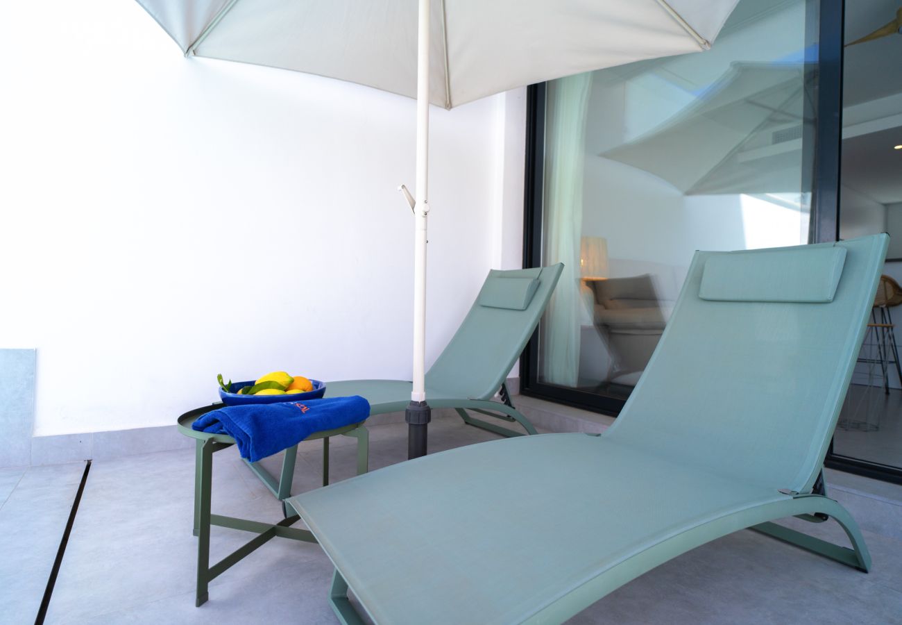 Villa in Nerja - Casa Mezcal – Villa für 4 Personen mit privatem Pool und Whirlpool in Nerja