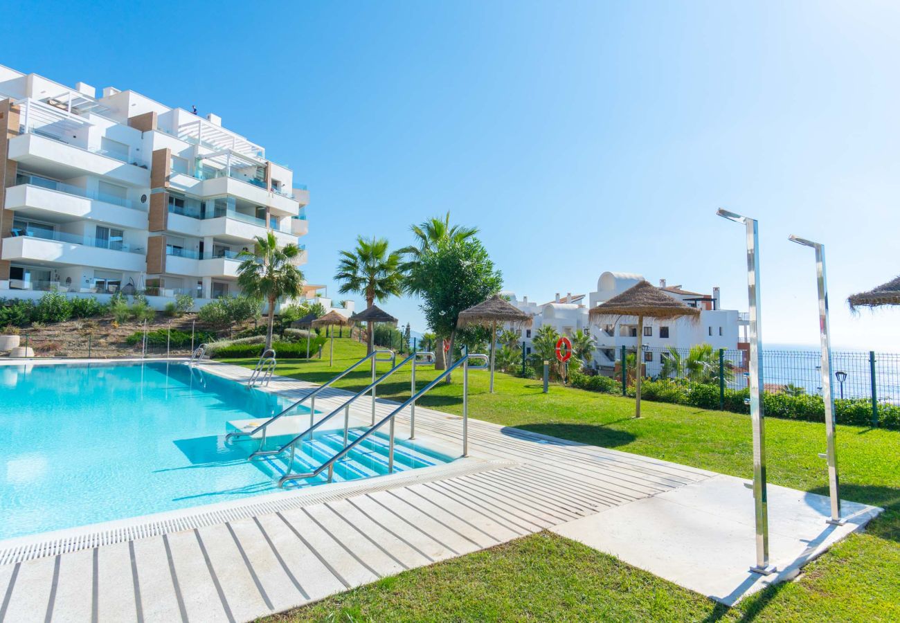 Ferienwohnung in Torrox - Luxury Seaview Isea 2231 by Casasol
